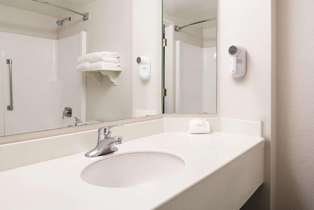 La Quinta By Wyndham Tacoma - Seattle Ξενοδοχείο Εξωτερικό φωτογραφία